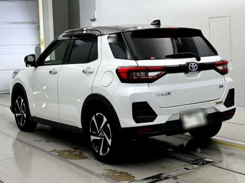 2021 Toyota Raize Z Hybrid - Thumbnail