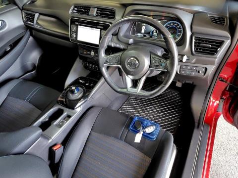 2019 Nissan Leaf 40G 88% SOH - Thumbnail