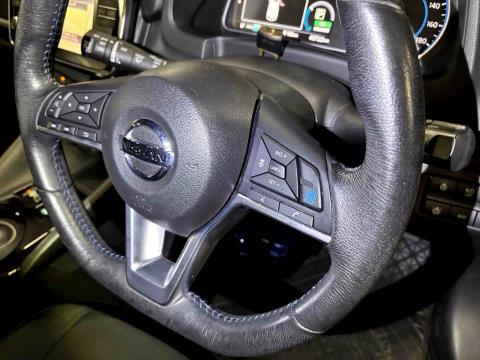 2019 Nissan Leaf 40G 88% SOH - Thumbnail