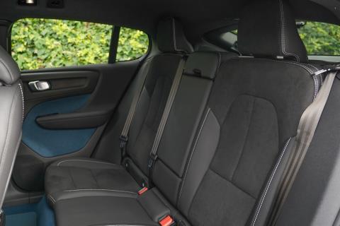 2022 Volvo C40 Recharge Ultime Twin - Thumbnail