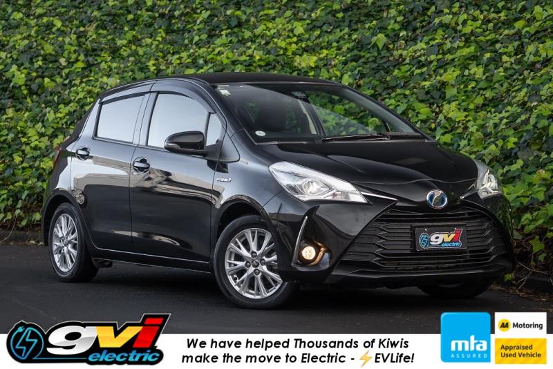 2017 Toyota Vitz Hybrid / Yaris