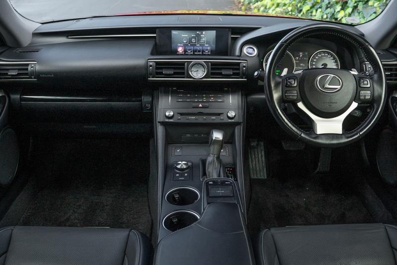 2015 Lexus RC300h
