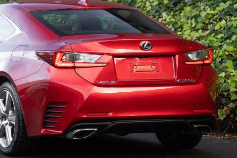 2015 Lexus RC300h - Thumbnail