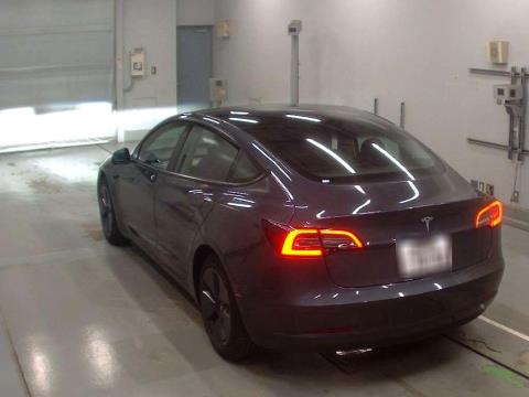 2021 Tesla Model 3 SR+ - Thumbnail