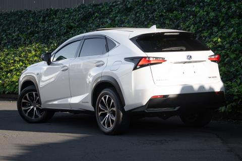2015 Lexus NX 300h - Thumbnail
