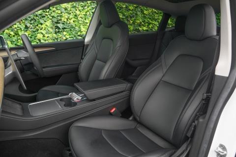 2022 Tesla Model Y Performance AWD - Thumbnail