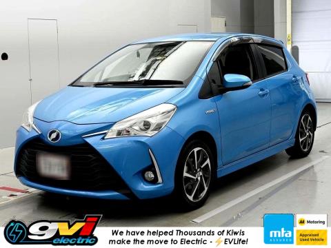 2017 Toyota Vitz Hybrid
