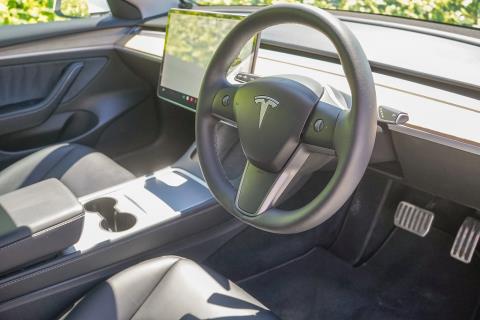2021 Tesla Model 3 Long Range AWD - Thumbnail