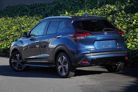 2021 Nissan Kicks E-Power - Thumbnail