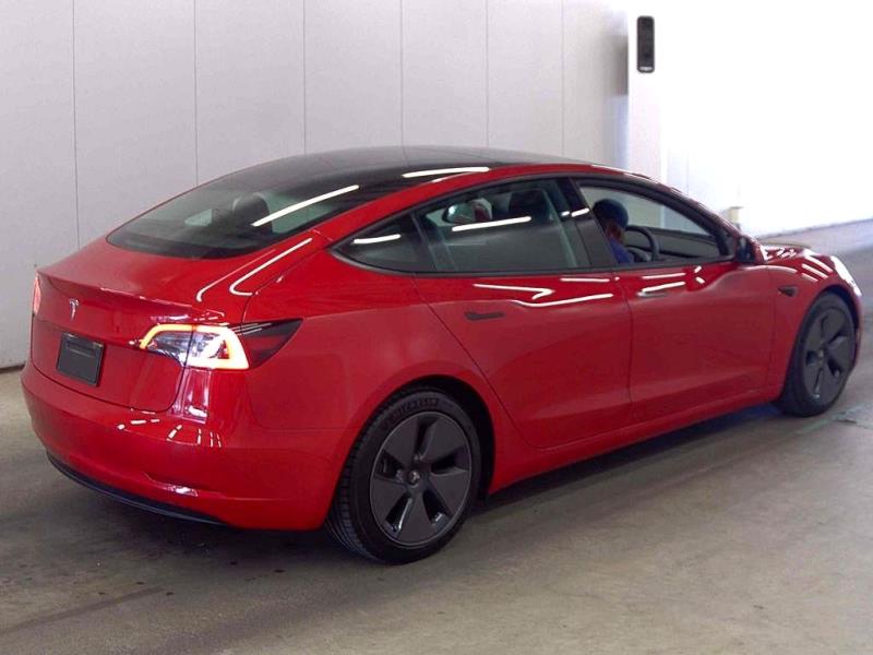 2021 Tesla Model 3 SR+
