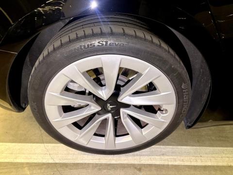 2021 Tesla Model 3 Long Range AWD - Thumbnail