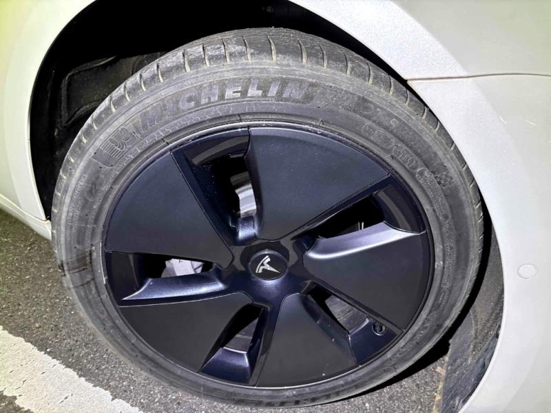 2021 Tesla Model 3 SR+