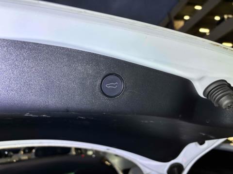 2021 Tesla Model 3 SR+ - Thumbnail