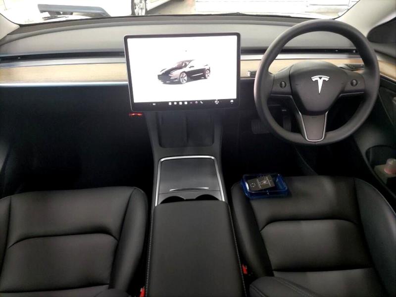 2023 Tesla Model 3 SR+