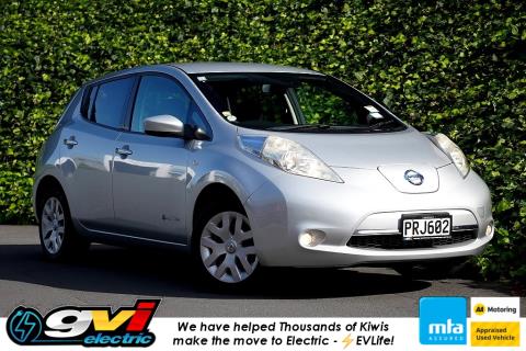 2016 Nissan Leaf 30X 60% SOH - Thumbnail