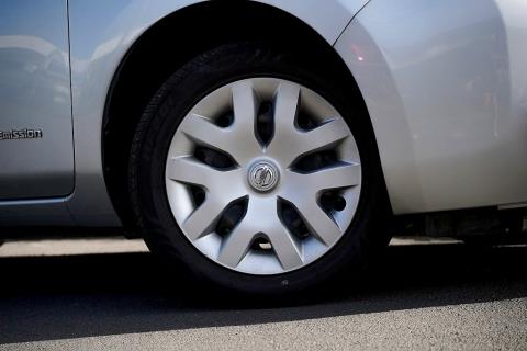 2016 Nissan Leaf 30X 60% SOH - Thumbnail