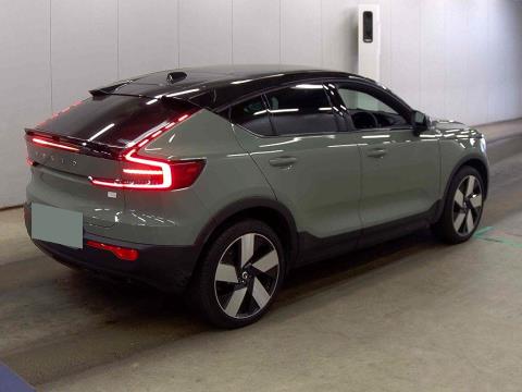 2022 Volvo C40 Recharge Ultimate - Thumbnail