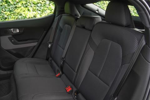 2022 Polestar 2 SRSM 69kWh - Thumbnail