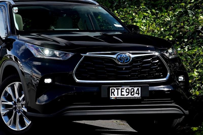 2024 Toyota Highlander Limited ZR