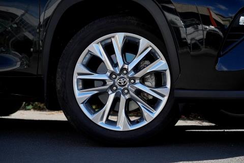 2024 Toyota Highlander Limited ZR - Thumbnail