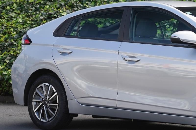 2023 Hyundai IONIQ 100kW Electric