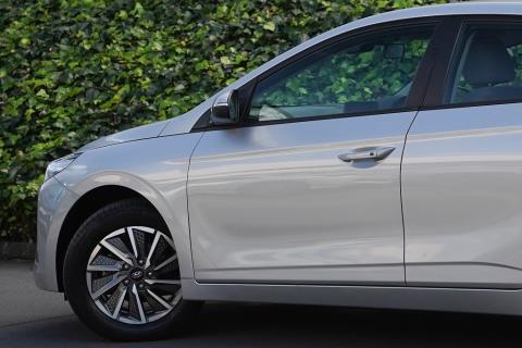 2023 Hyundai IONIQ 100kW Electric - Thumbnail