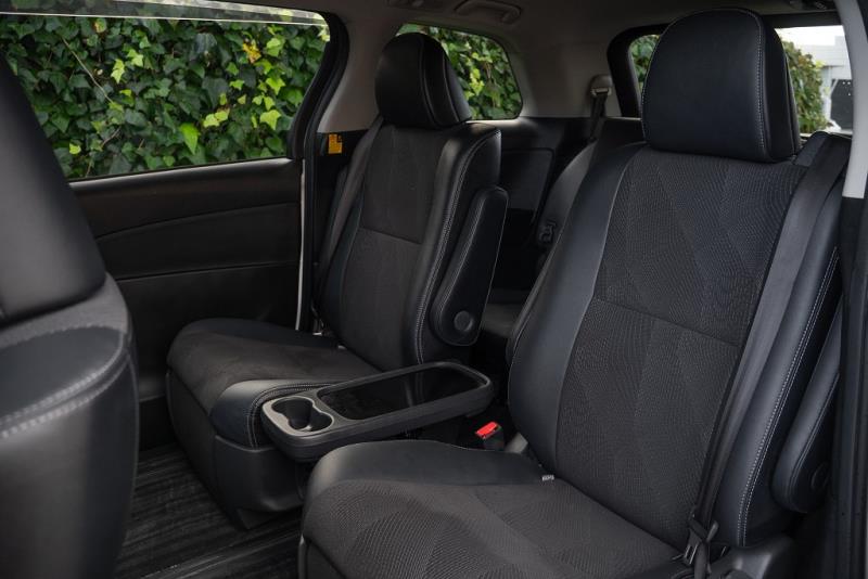 2014 Toyota Estima Hybrid Aeras