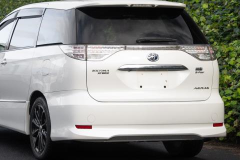 2014 Toyota Estima Hybrid Aeras - Thumbnail