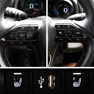 2020 Toyota Yaris Hybrid Z - Thumbnail