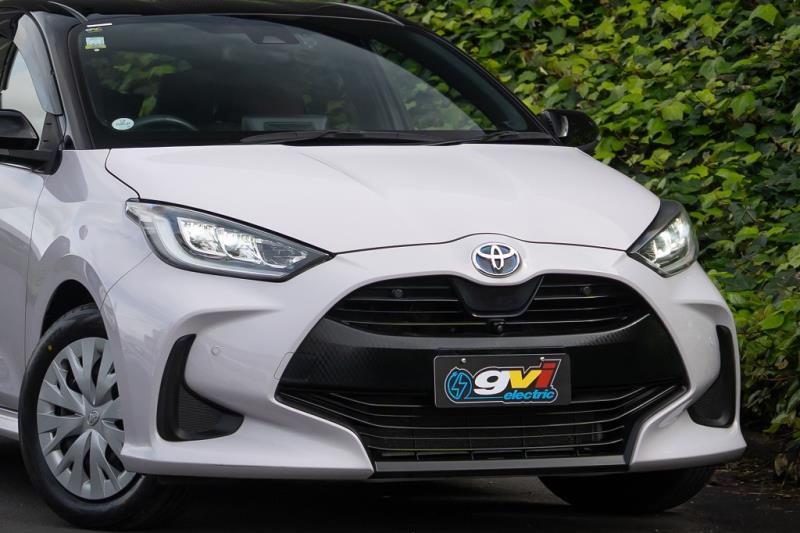 2020 Toyota Yaris Hybrid Z