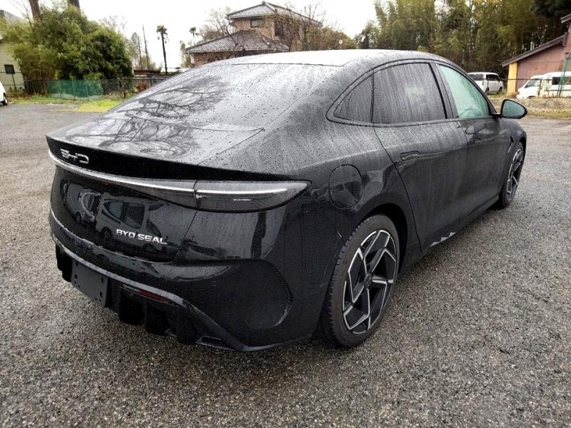 2024 BYD Seal Premium 82kWh