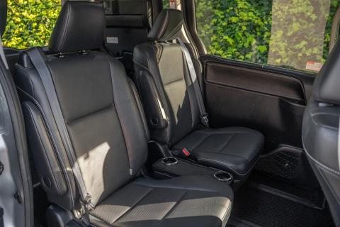 2015 Toyota Noah / Esquire / Voxy - Thumbnail