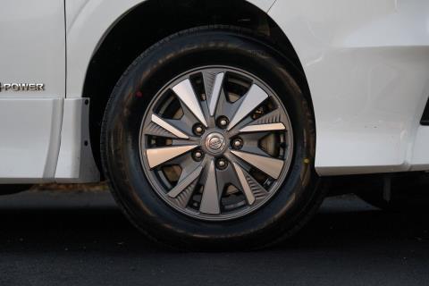 2018 Nissan Serena E-Power - Thumbnail
