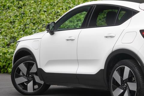 2023 Volvo C40 Recharge Twin - Thumbnail