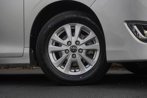 2018 Toyota Noah G / Voxy / Esquire - Thumbnail