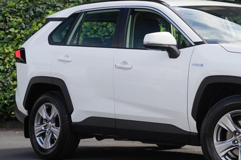 2024 Toyota RAV4 Hybrid 4WD