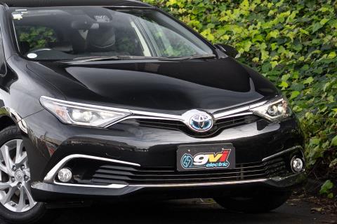 2017 Toyota Auris Hybrid / Corolla - Thumbnail