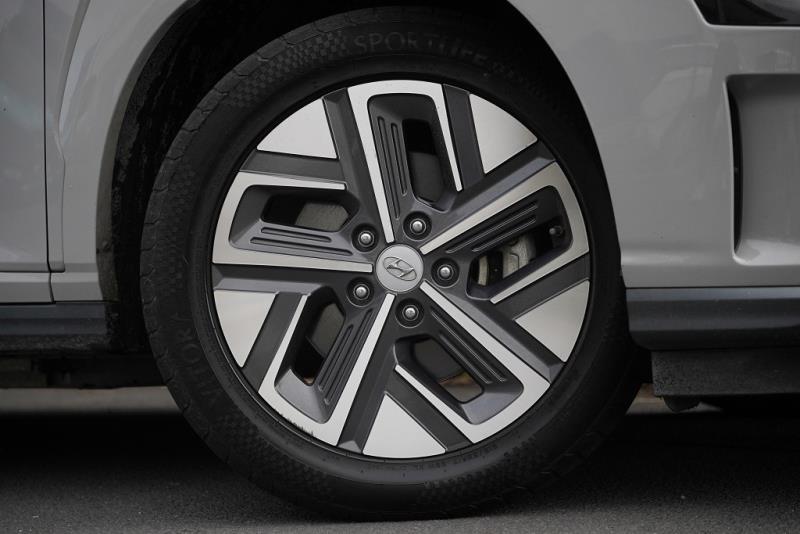 2021 Hyundai Kona EV 64kWh