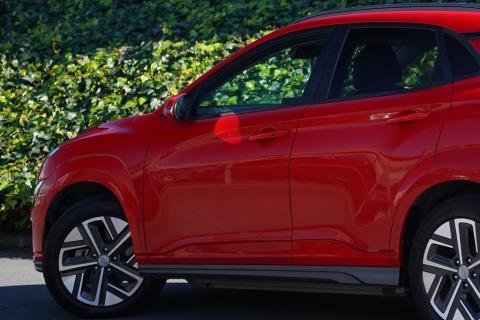 2021 Hyundai Kona EV 64kWh - Thumbnail