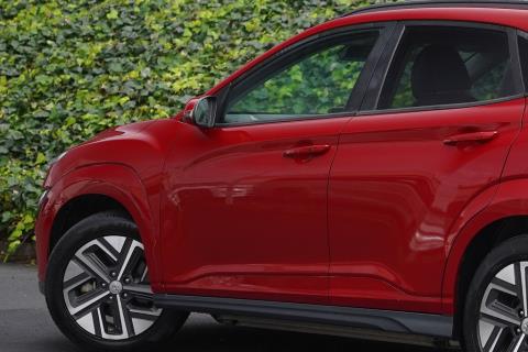 2021 Hyundai Kona EV 64kWh - Thumbnail