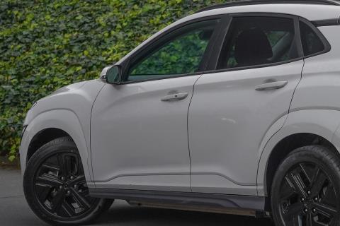 2021 Hyundai Kona EV 64kWh - Thumbnail