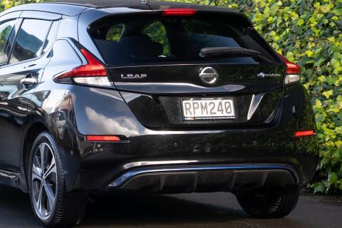 2019 Nissan Leaf 40G 86% SOH - Thumbnail