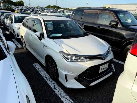 2016 Toyota Corolla Fielder Hybrid - Thumbnail