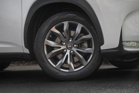 2015 Lexus NX 300h - Thumbnail