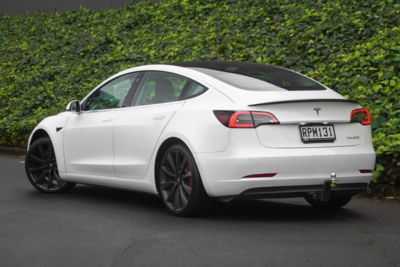 2020 Tesla Model 3 Performance