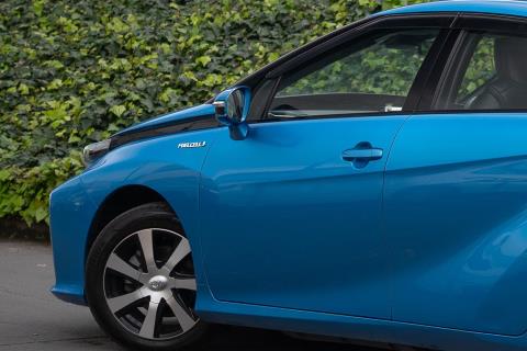 2016 Toyota Mirai - Thumbnail