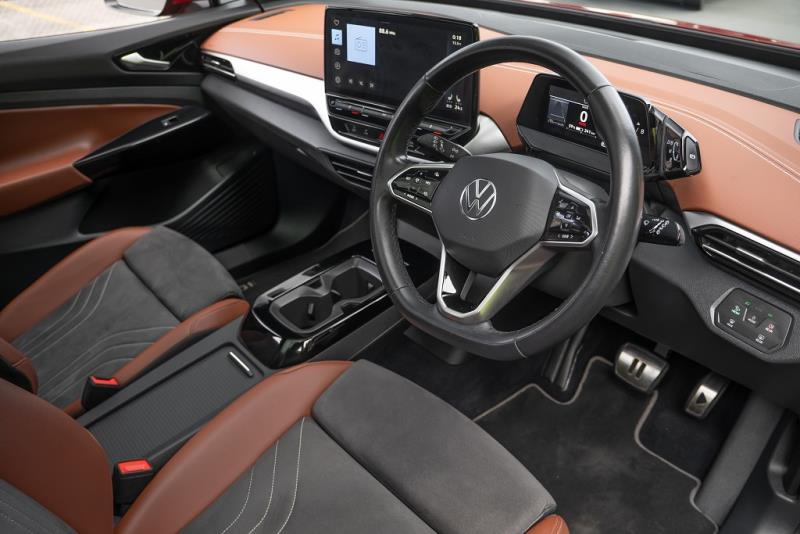 2023 Volkswagen ID.4 Pro
