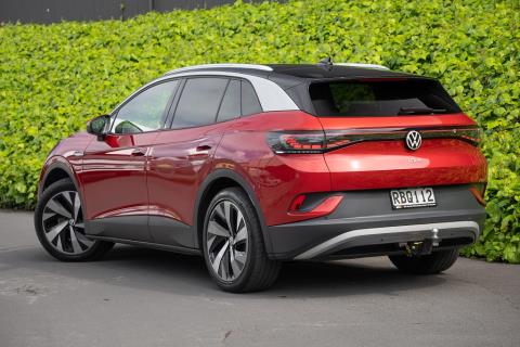 2023 Volkswagen ID.4 Pro - Thumbnail