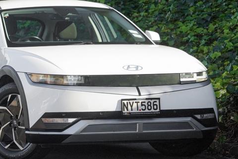 2022 Hyundai IONIQ 5 72 kWh - Thumbnail