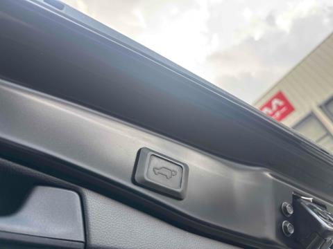 2019 Toyota Rav4 Hybrid 4WD - Thumbnail
